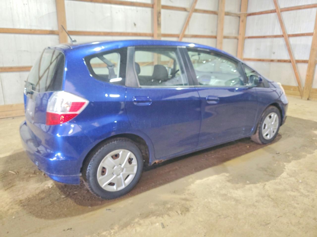 2013 HONDA FIT photo 7