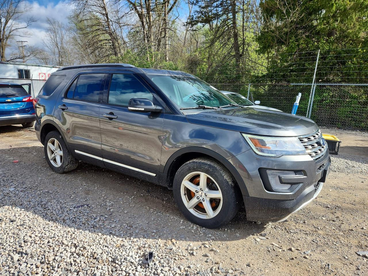 2017 FORD EXPLORER XLT photo 7