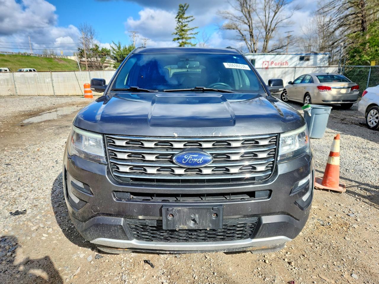 2017 FORD EXPLORER XLT photo 9