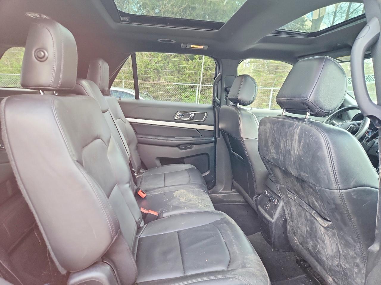 2017 FORD EXPLORER XLT photo 21