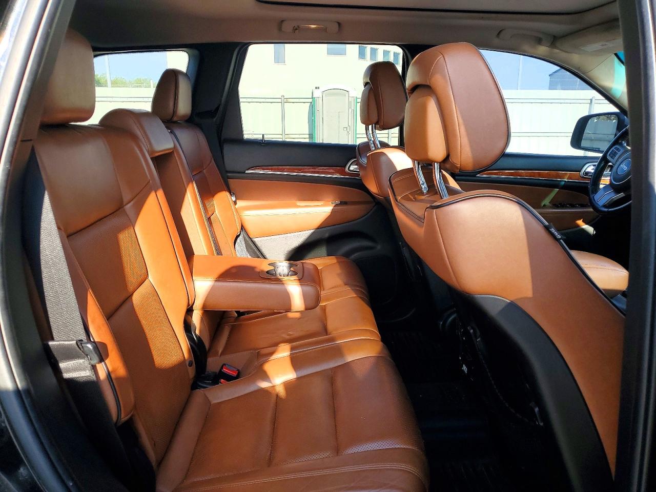 2012 JEEP GRAND CHEROKEE OVERLAND photo 19