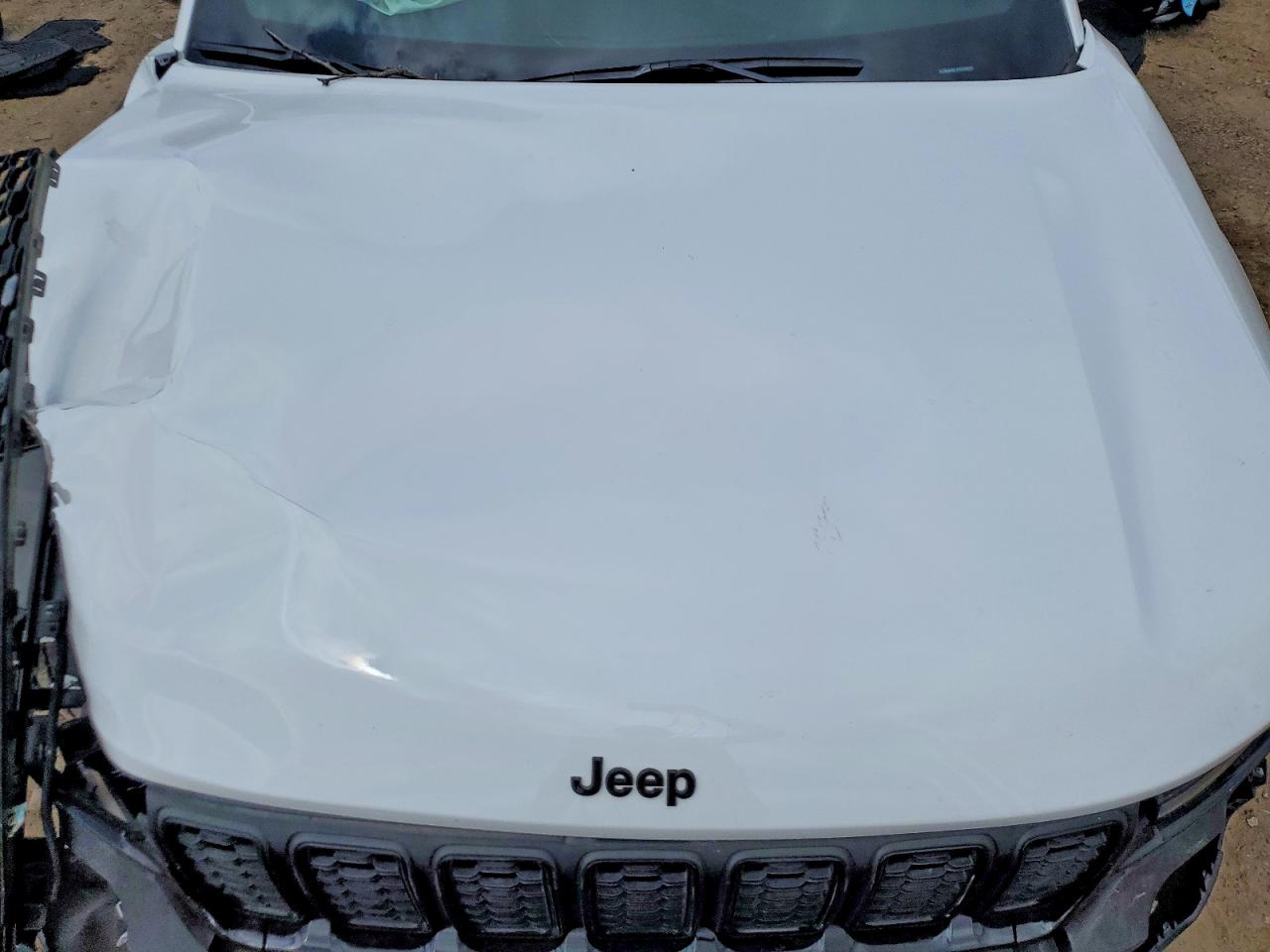 2023 JEEP GRAND CHEROKEE photo 21