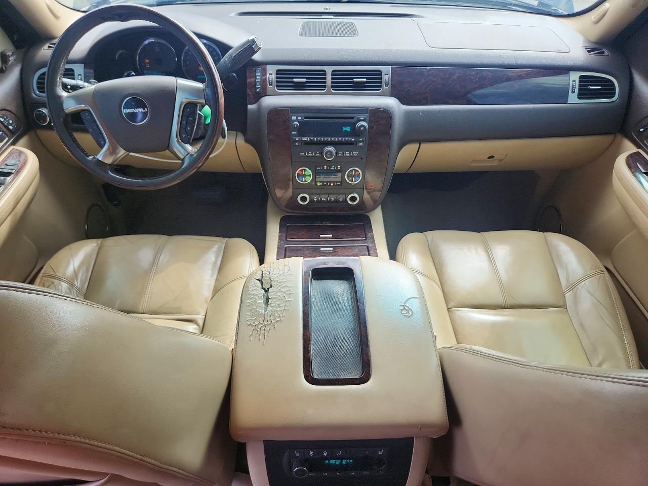 2007 GMC YUKON XL DENALI photo 8