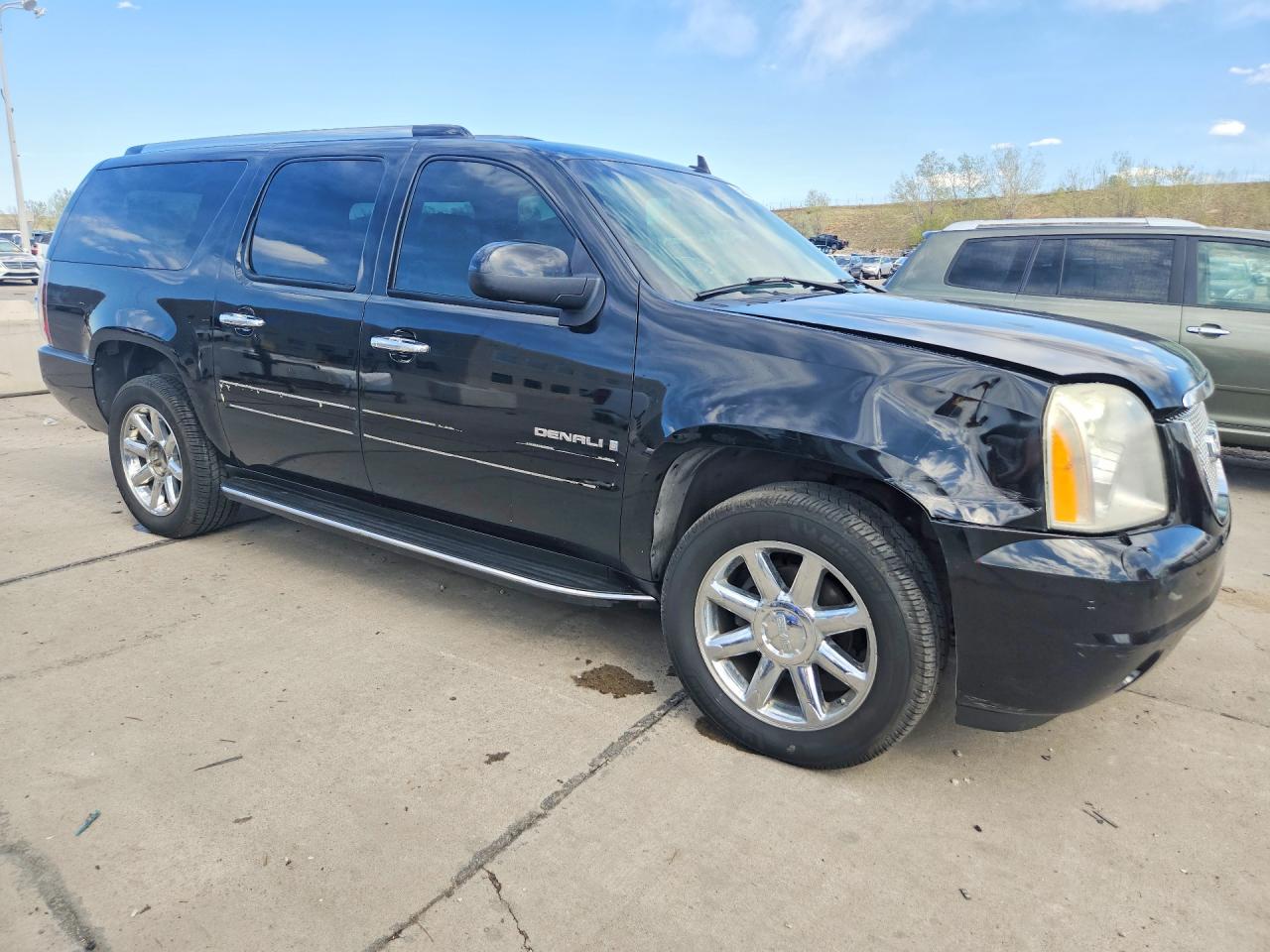 2007 GMC YUKON XL DENALI photo 4