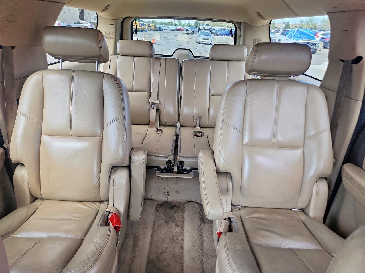 2007 GMC YUKON XL DENALI photo 10