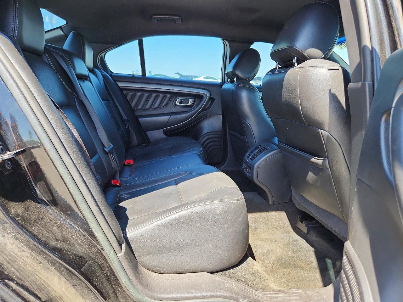 2014 FORD TAURUS SEL photo 19