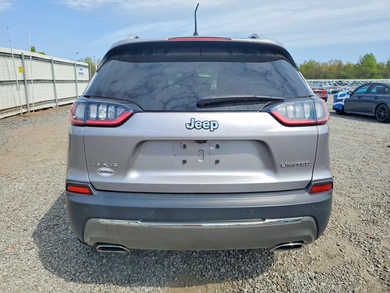 2019 JEEP CHEROKEE LIMITED photo 6
