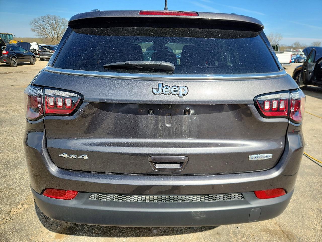 2022 JEEP COMPASS LATITUDE photo 11