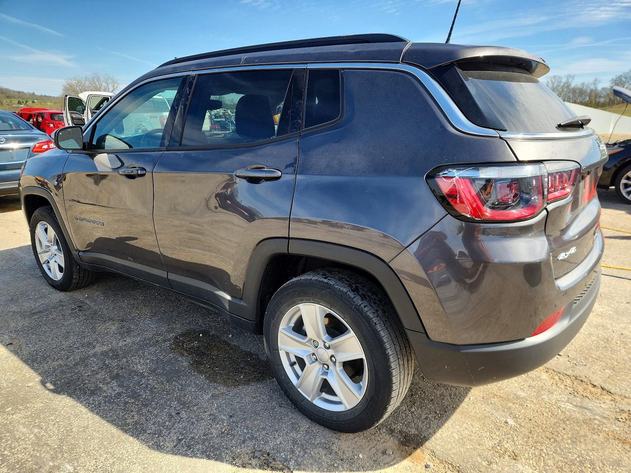 2022 JEEP COMPASS LATITUDE photo 3