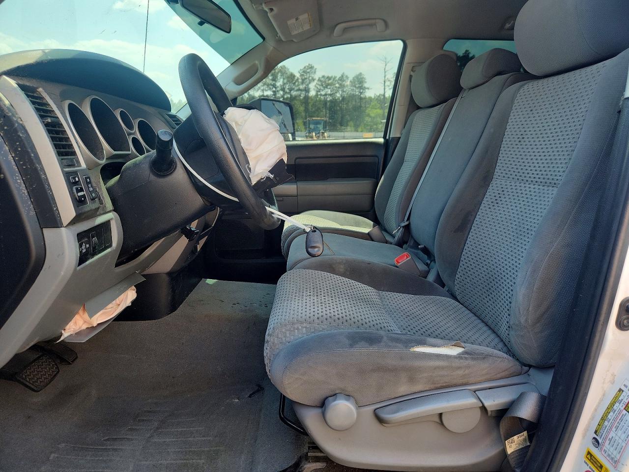 2011 TOYOTA TUNDRA DOUBLE CAB SR5 photo 13