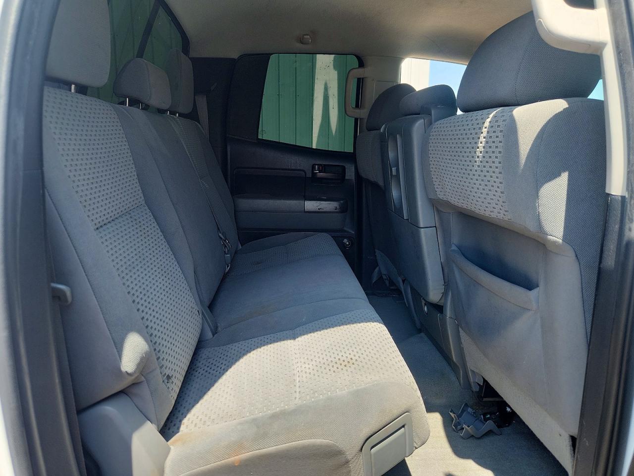 2011 TOYOTA TUNDRA DOUBLE CAB SR5 photo 19