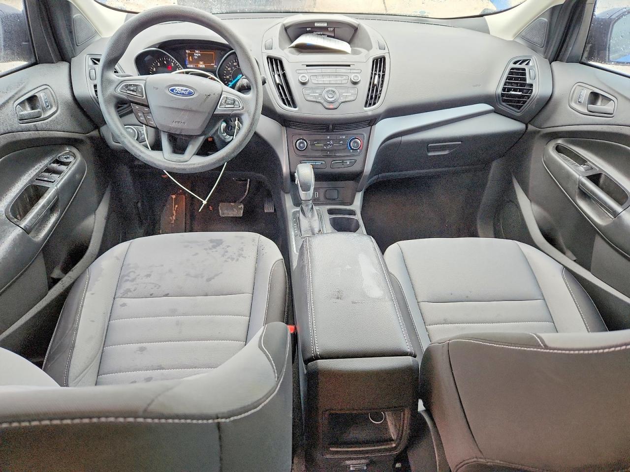 2017 FORD ESCAPE S photo 22