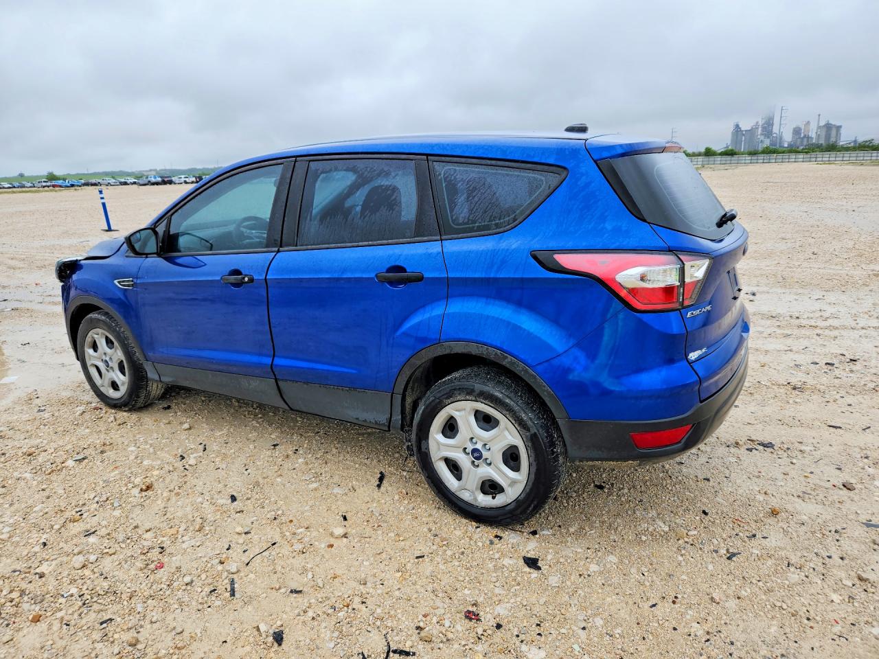 2017 FORD ESCAPE S photo 4