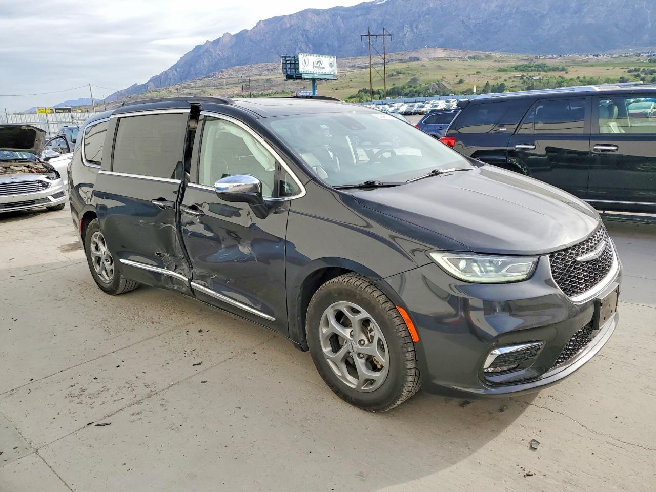 2023 CHRYSLER PACIFICA LIMITED photo 7