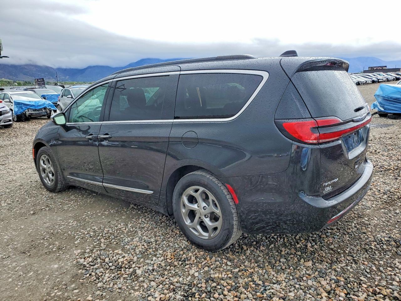 2023 CHRYSLER PACIFICA LIMITED photo 3
