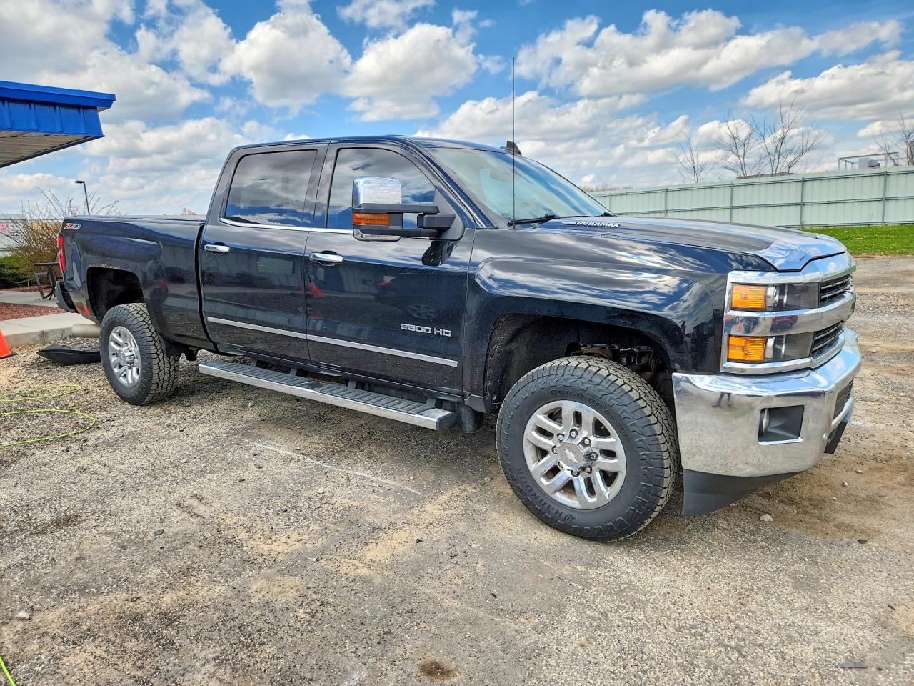 2015 CHEVROLET SILVERADO K2500 HEAVY DUTY LTZ photo 4