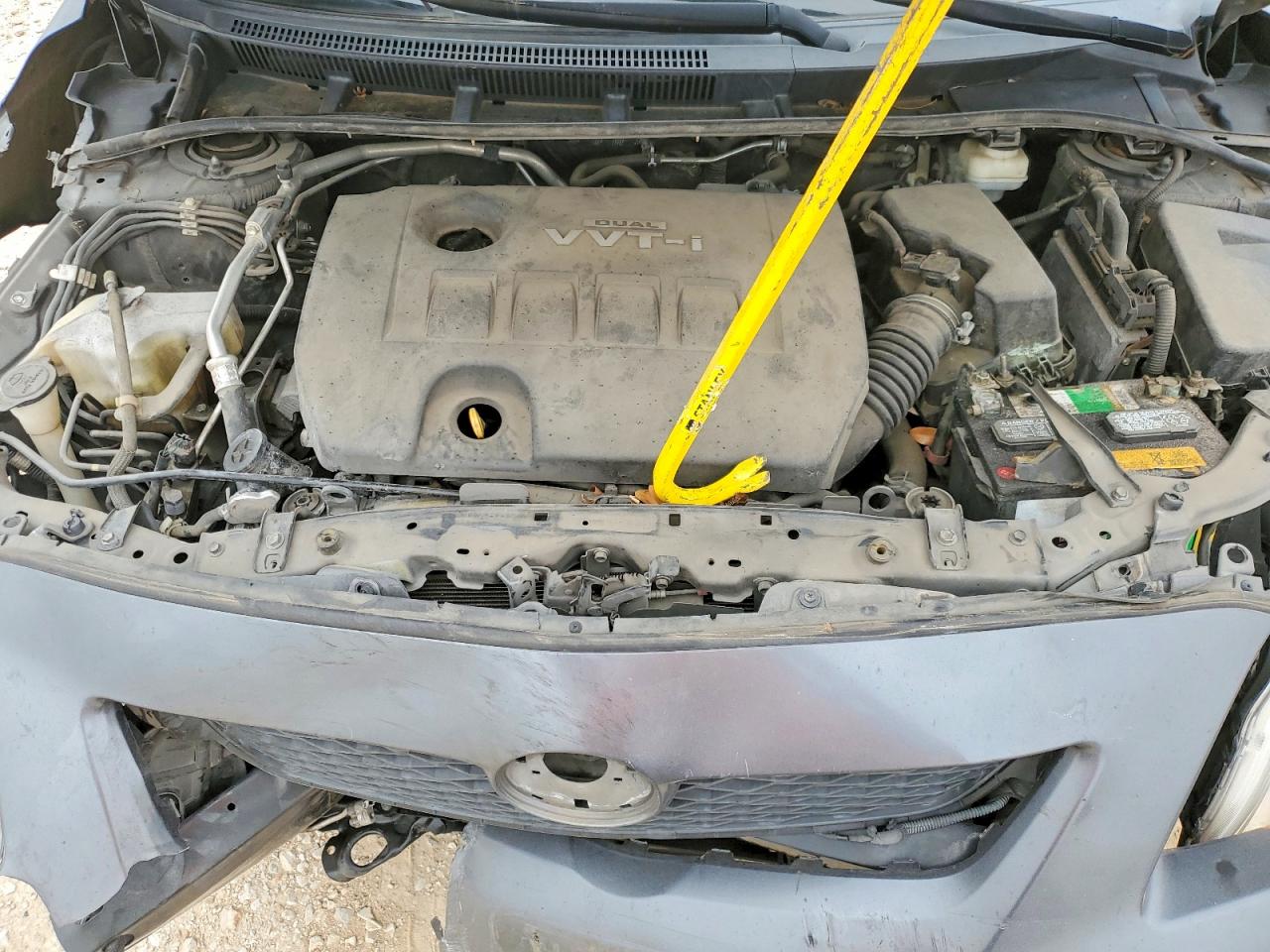 2010 TOYOTA COROLLA LE photo 21