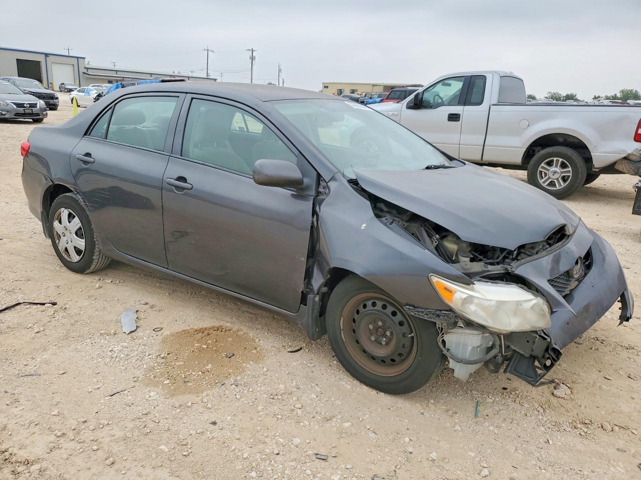 2010 TOYOTA COROLLA LE photo 7
