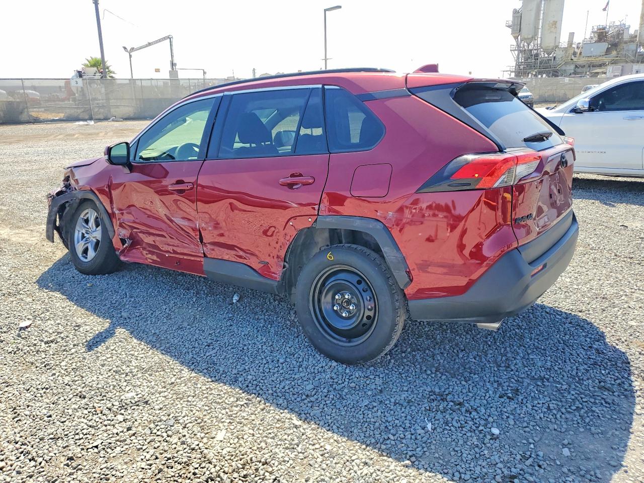2024 TOYOTA RAV4 LE photo 4