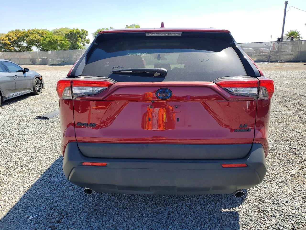 2024 TOYOTA RAV4 LE photo 16