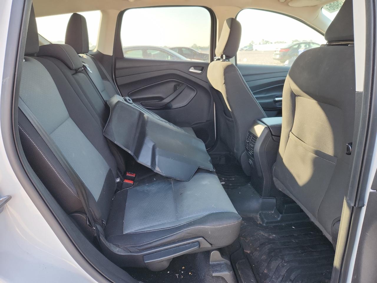 2018 FORD ESCAPE SE photo 31