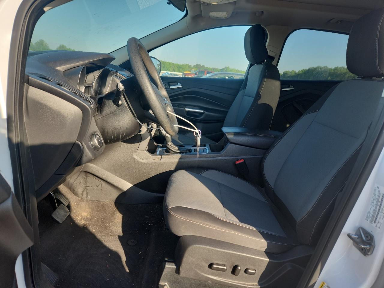 2018 FORD ESCAPE SE photo 19