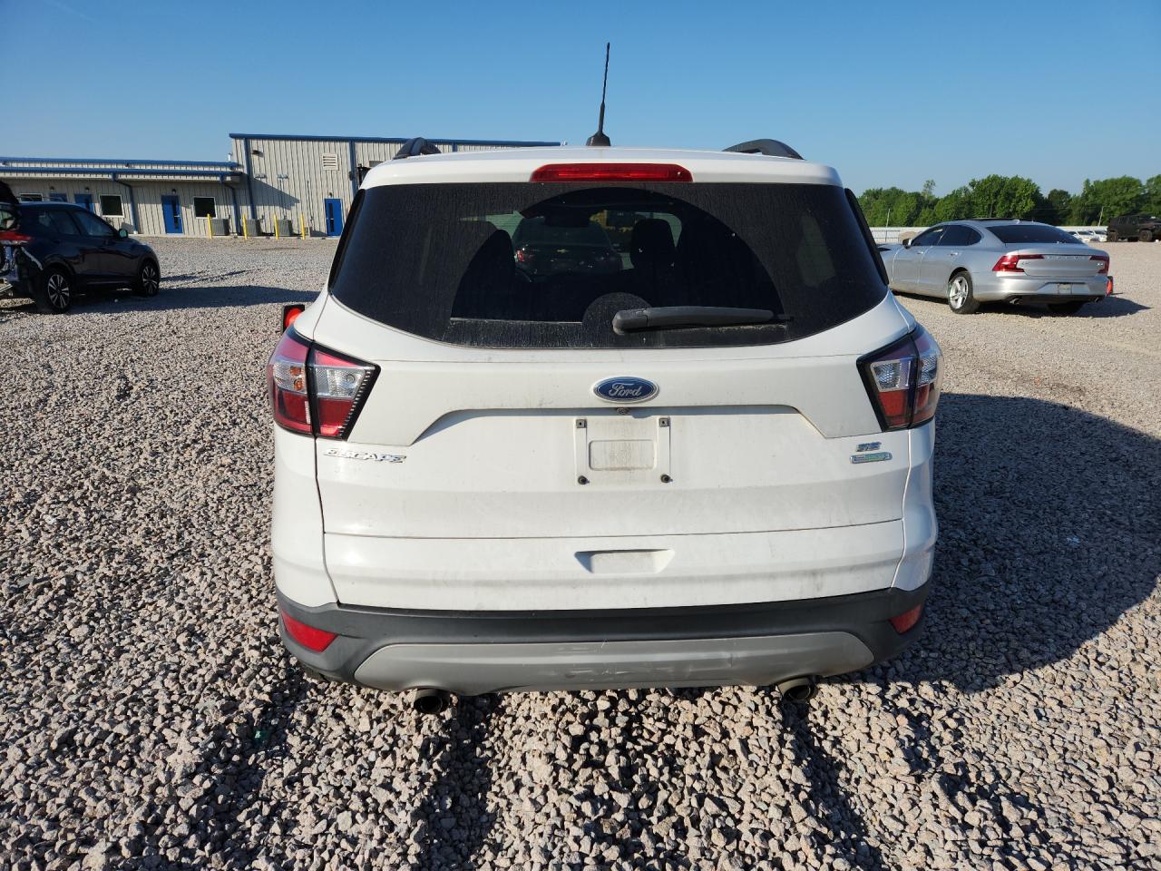 2018 FORD ESCAPE SE photo 16