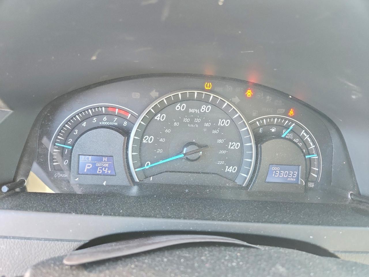 2014 TOYOTA CAMRY LE photo 25