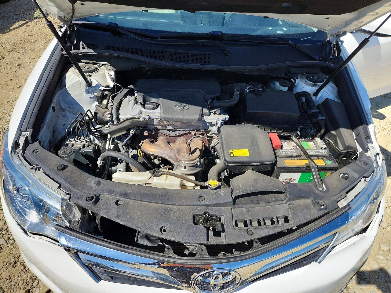 2014 TOYOTA CAMRY LE photo 31