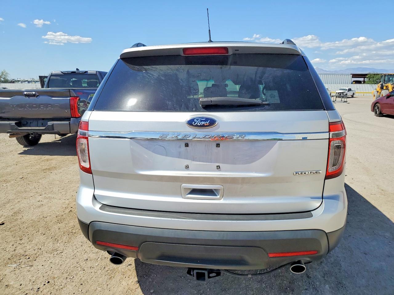 2014 FORD EXPLORER photo 16