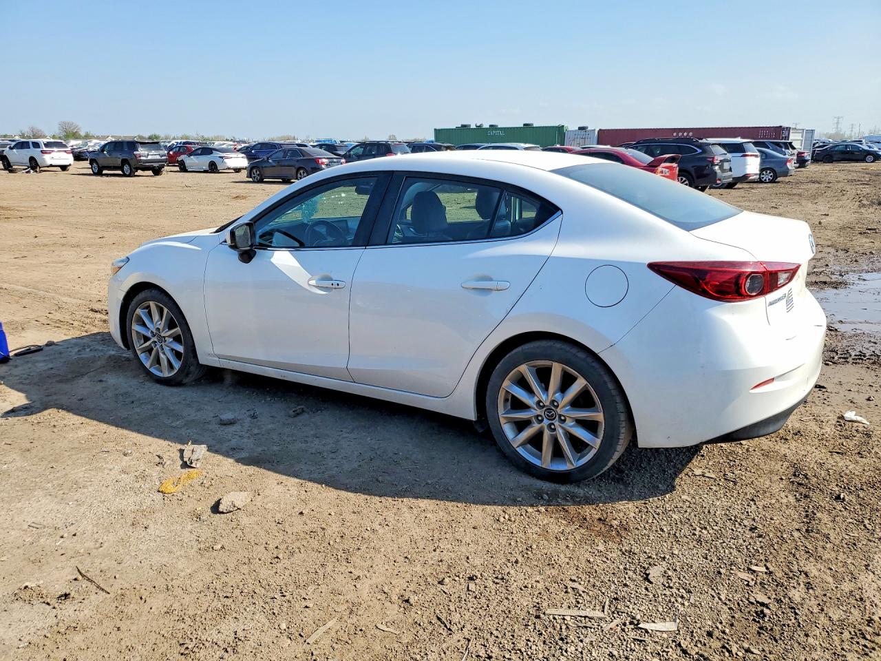 2017 MAZDA 3 TOURING photo 3