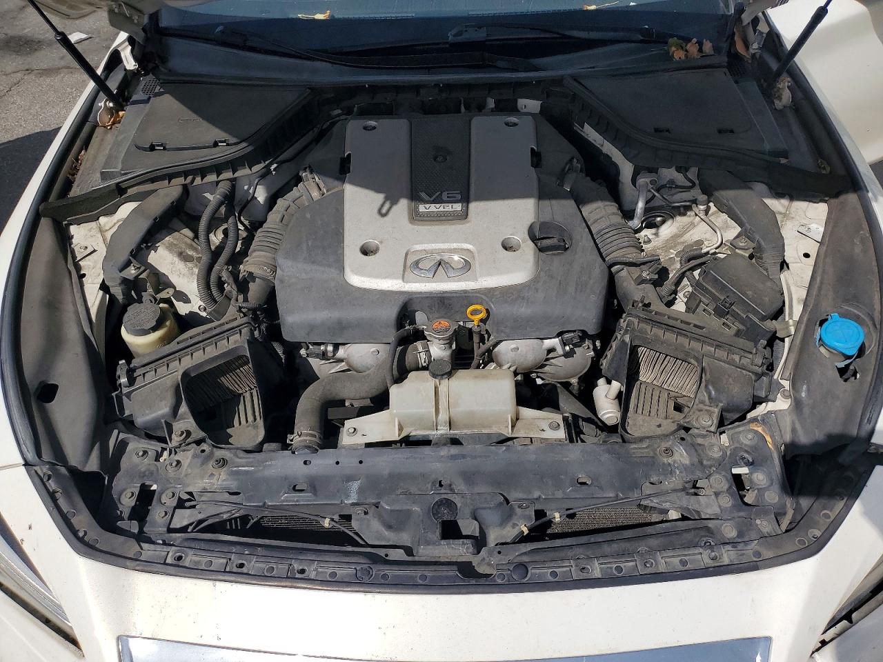 2015 INFINITI Q50 PREMIUM photo 31