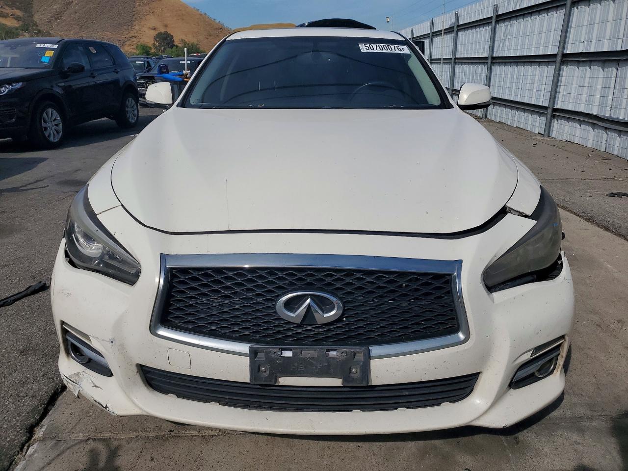 2015 INFINITI Q50 PREMIUM photo 13