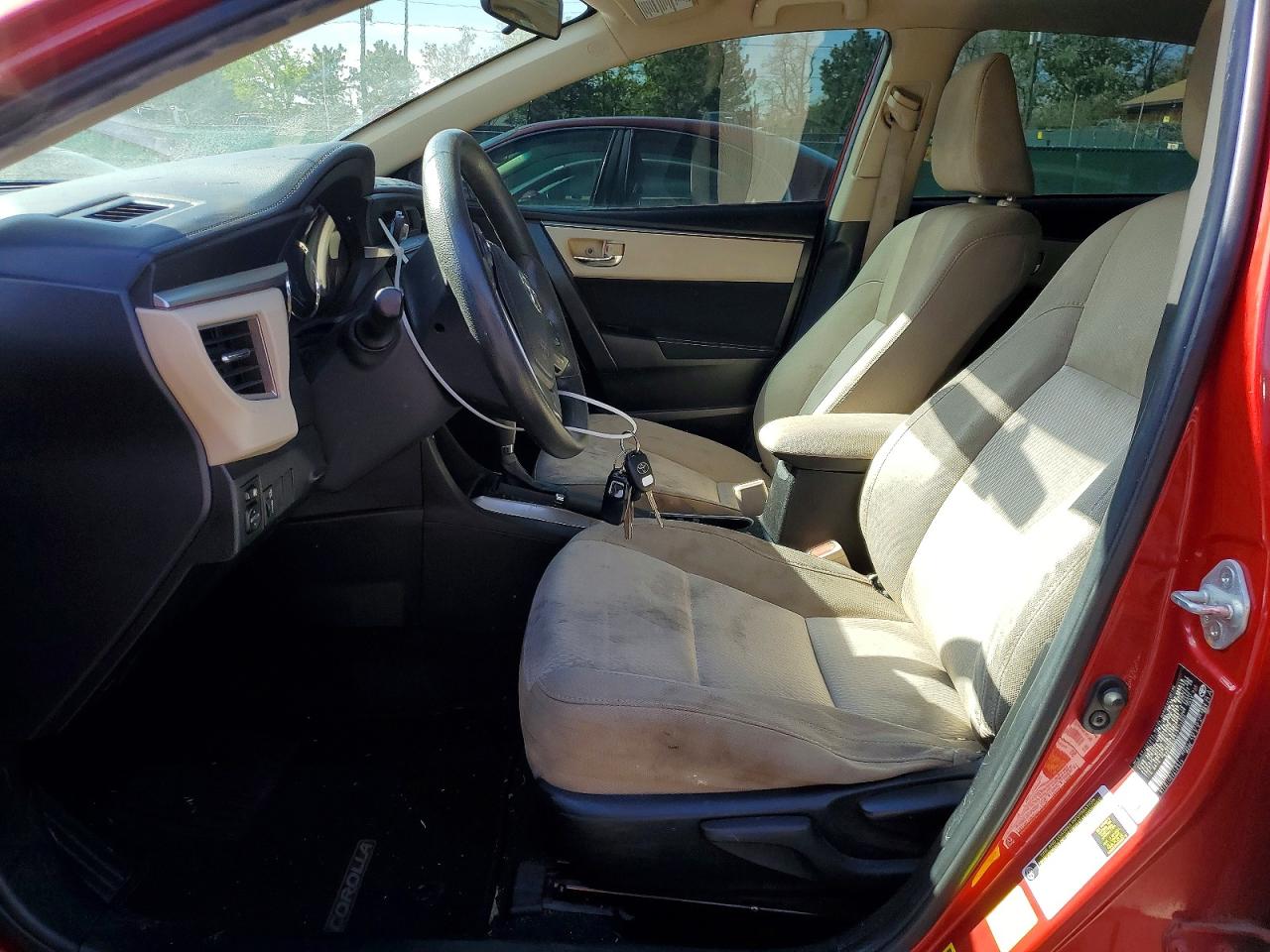 2015 TOYOTA COROLLA LE photo 13