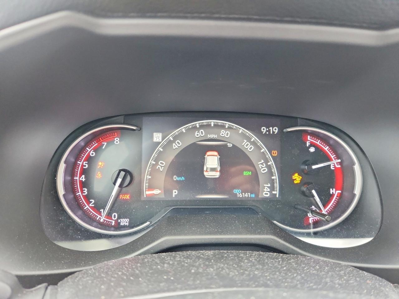 2024 TOYOTA RAV4 XLE PREMIUM photo 25