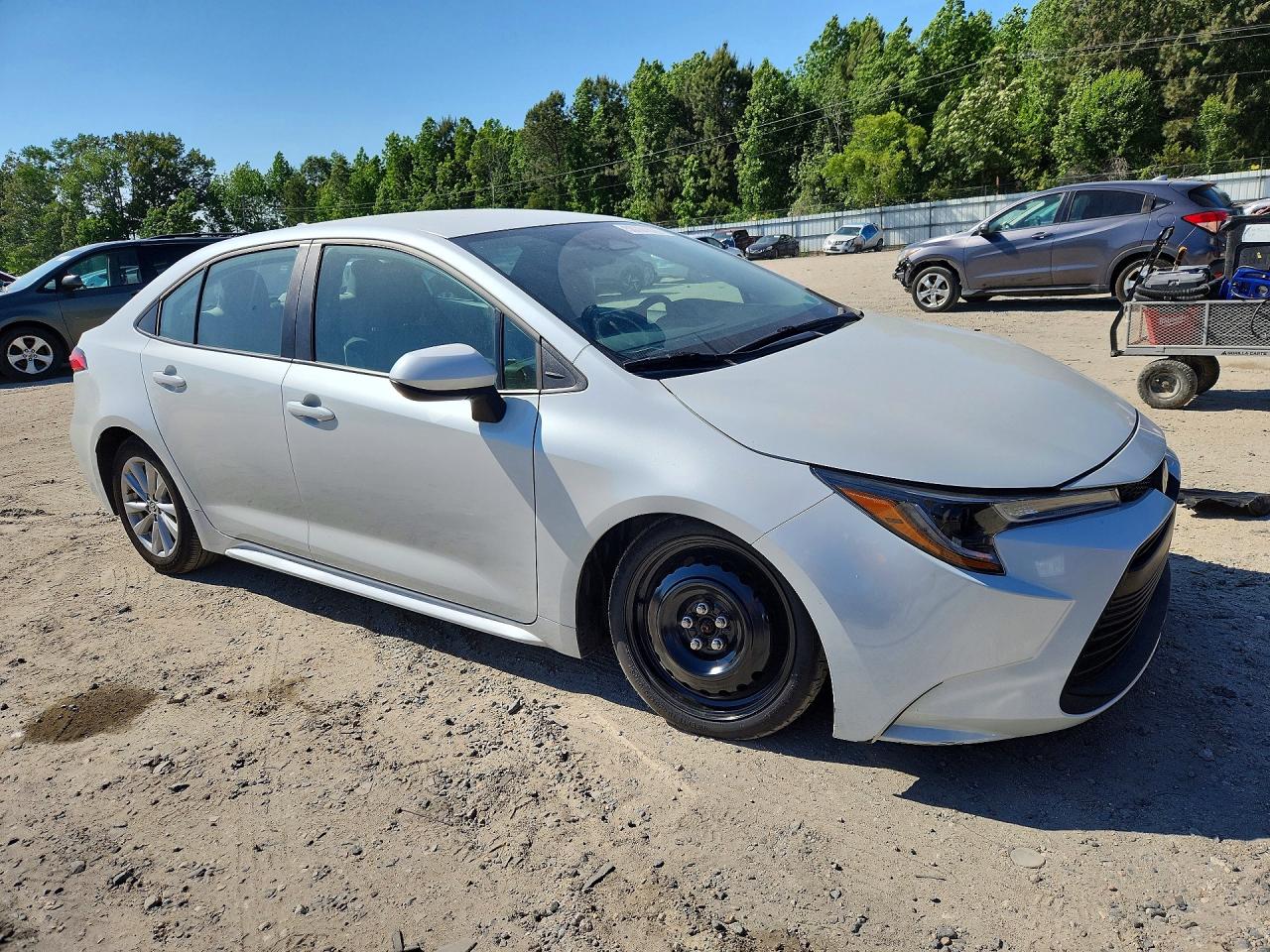 2024 TOYOTA COROLLA LE photo 7