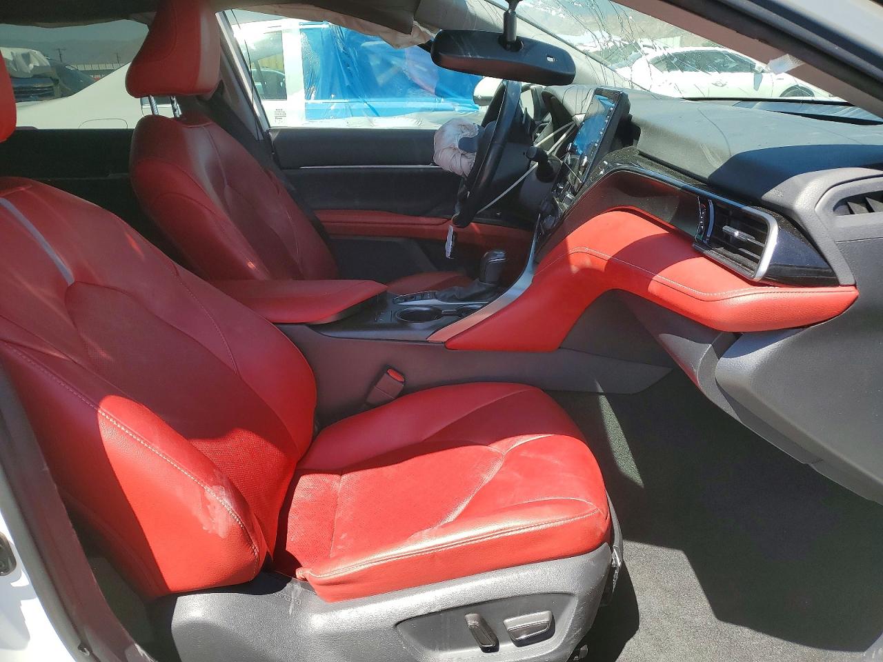2021 TOYOTA CAMRY XSE photo 13