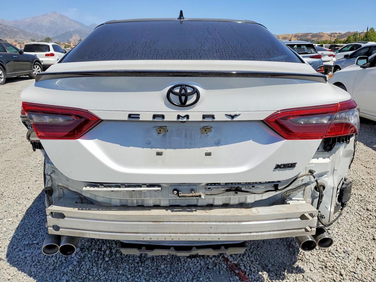 2021 TOYOTA CAMRY XSE photo 11