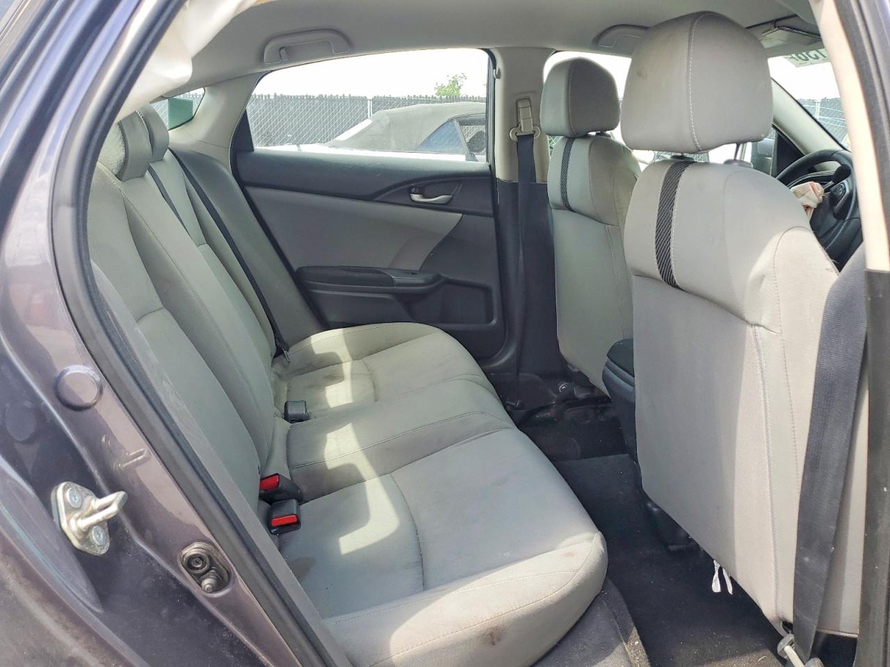 2016 HONDA CIVIC LX photo 31