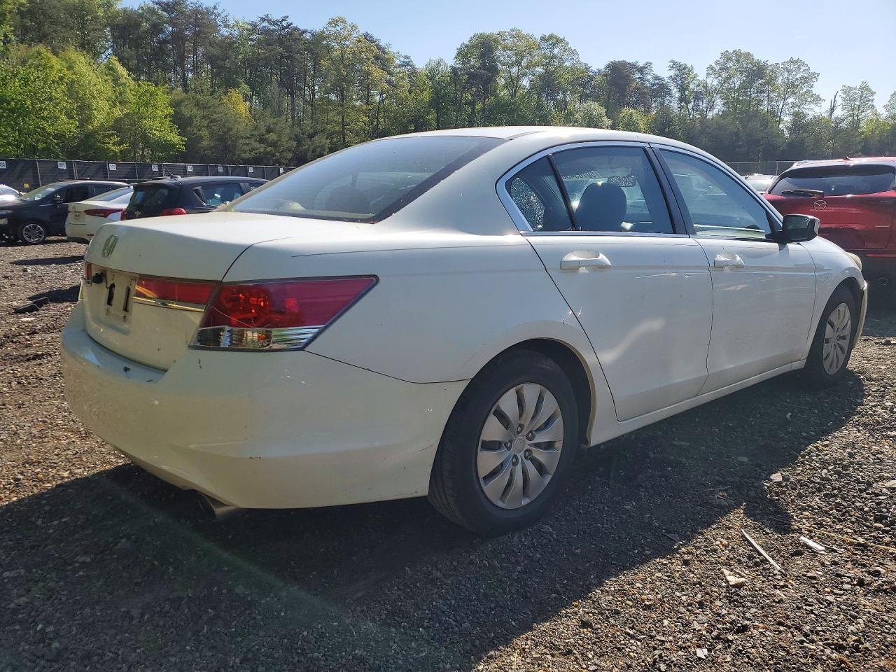 2011 HONDA ACCORD LX photo 7