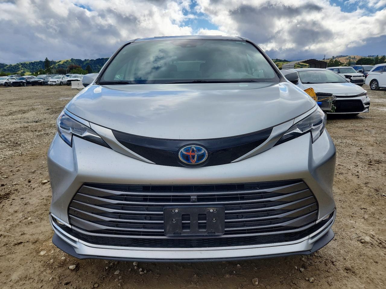 2021 TOYOTA SIENNA PLATINUM 7-PASSENGER photo 5
