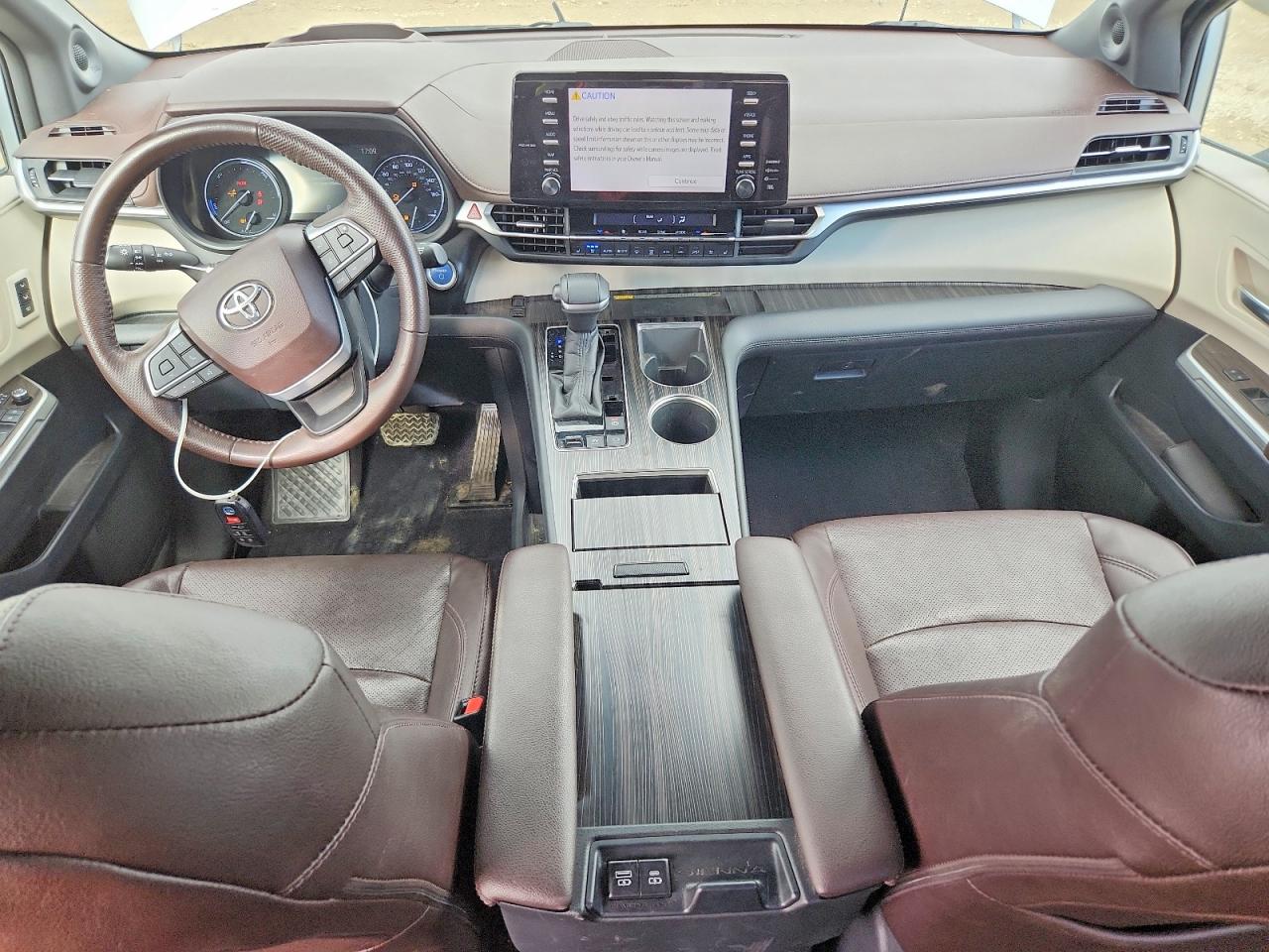 2021 TOYOTA SIENNA PLATINUM 7-PASSENGER photo 8
