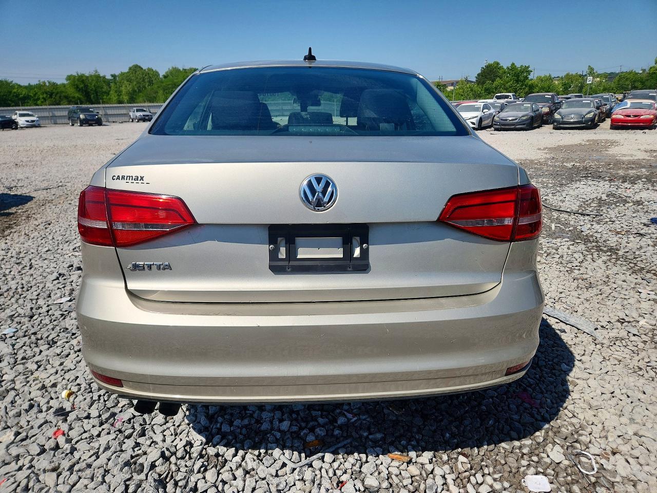 2015 VOLKSWAGEN JETTA BASE photo 11