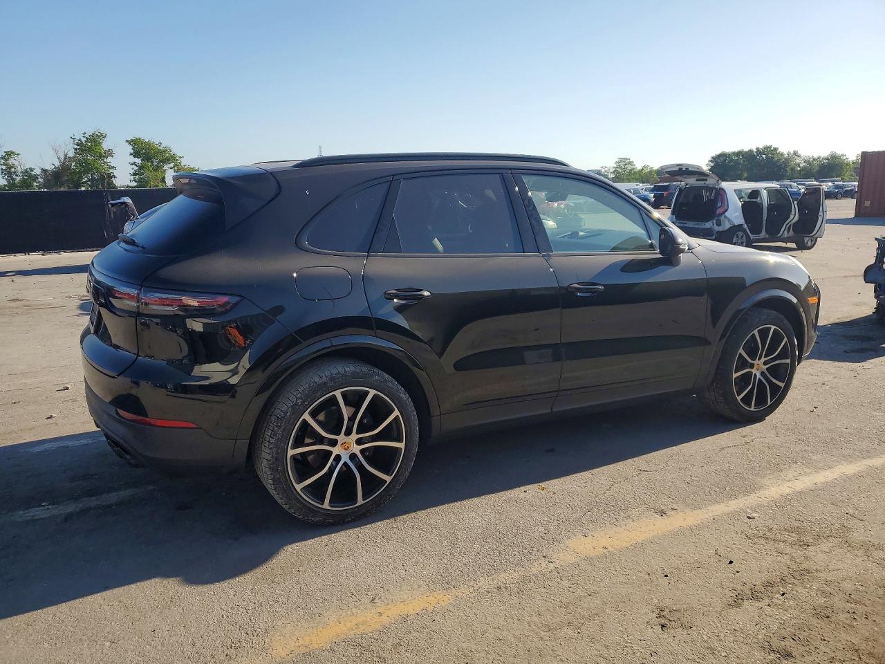 2023 PORSCHE CAYENNE BASE photo 5