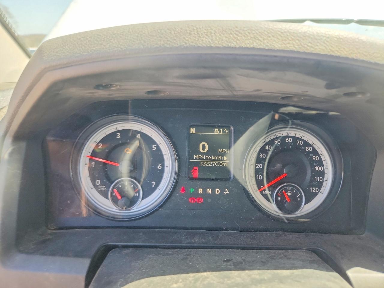 2017 RAM 1500 SLT photo 17