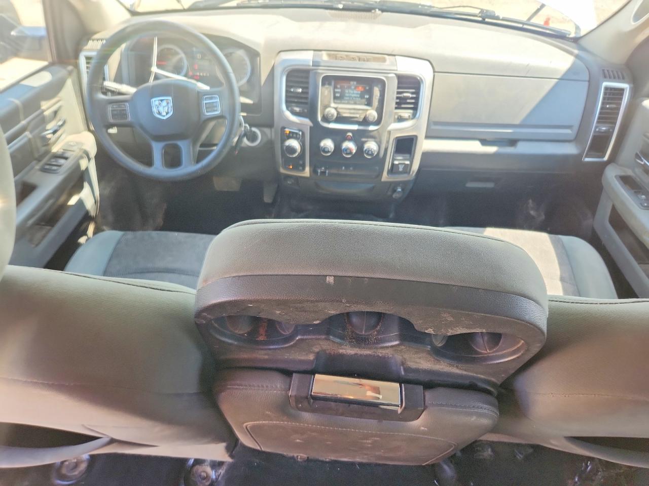 2017 RAM 1500 SLT photo 15