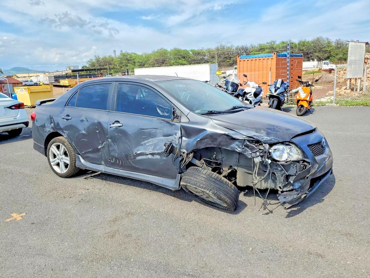 2010 TOYOTA COROLLA XRS photo 10