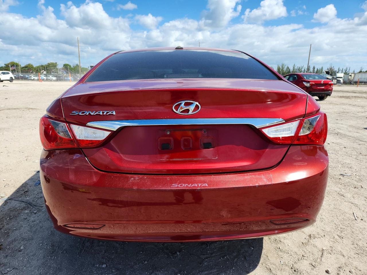 2013 HYUNDAI SONATA GLS photo 6