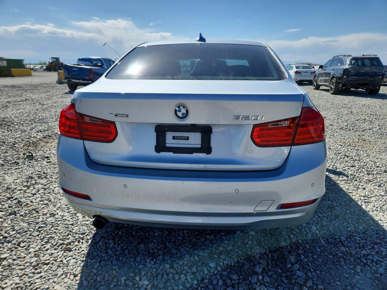 2014 BMW 320 I XDRIVE photo 6