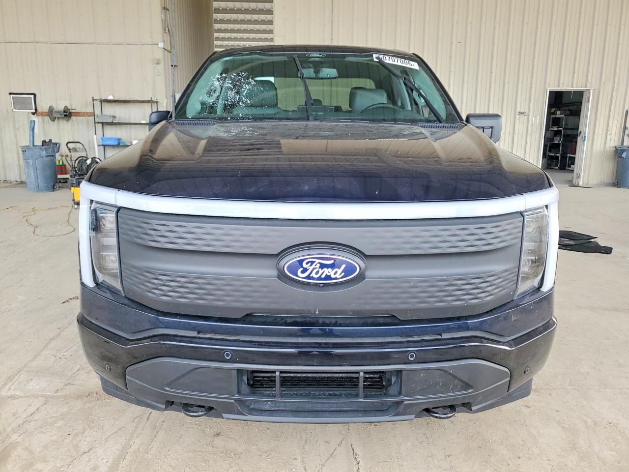 2025 FORD F150 LIGHTNING XLT photo 13